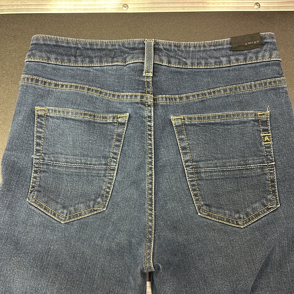 Ariat size 29 R - Picture 2 of 9